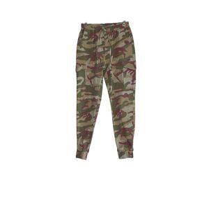Almost Famous camo cargo pull on pants size medium